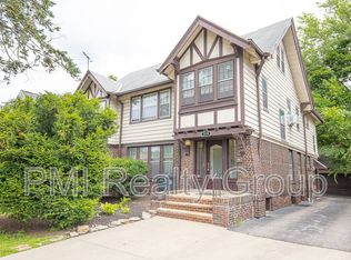 2129 Coventry Rd, Cleveland Heights, OH 44118