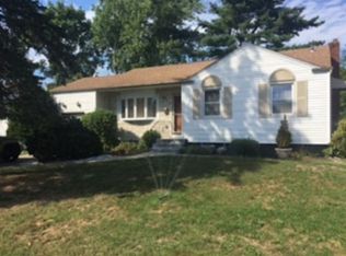 19 Wilson St, Brentwood, NY 11717