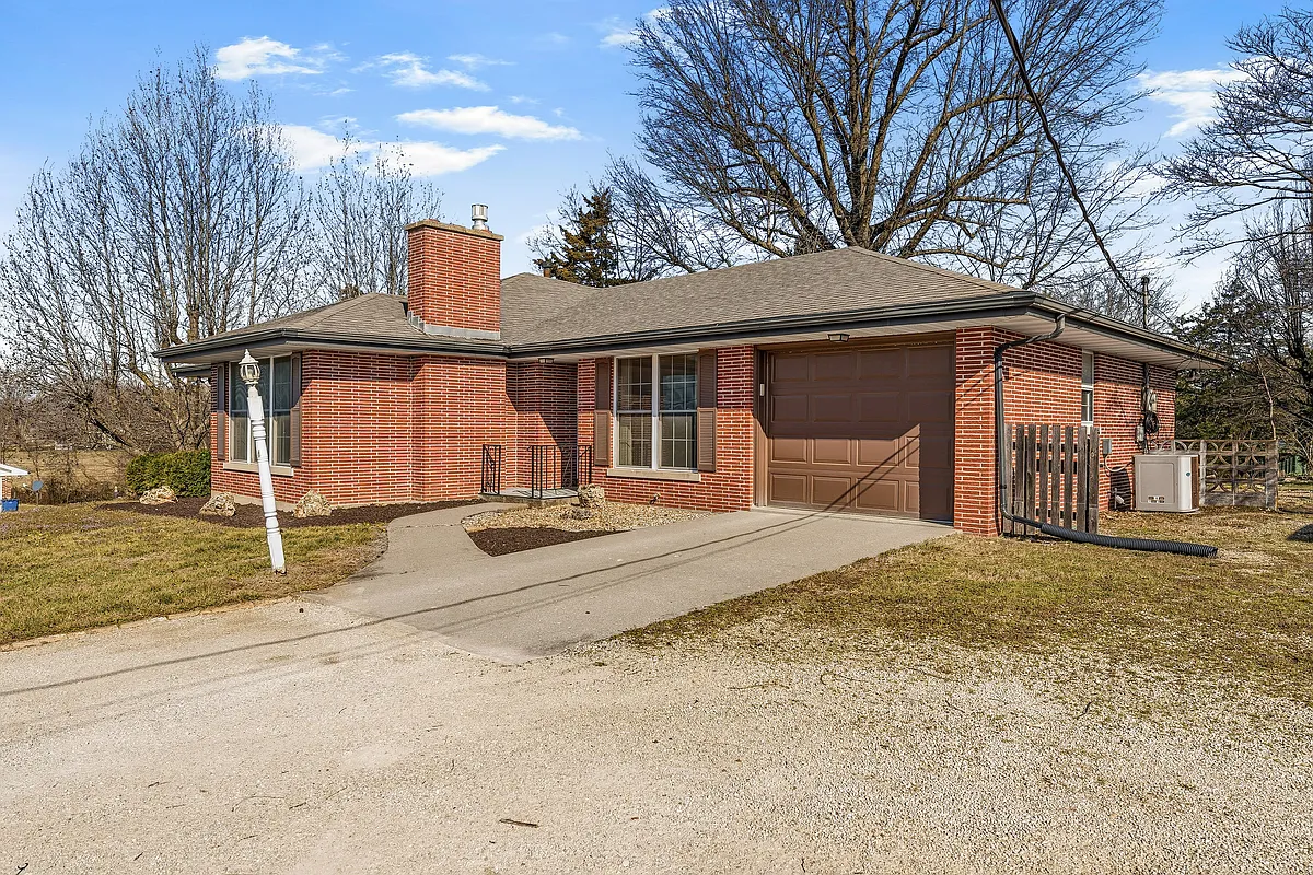 Building Photo - 2936 Rock Ridge Rd