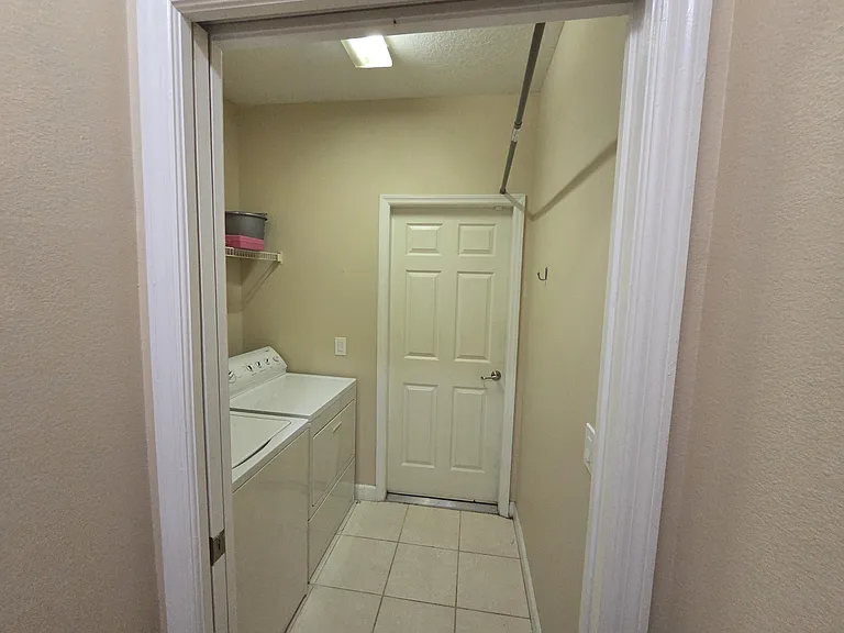 3810 Haley Ct #7 — Photo 12