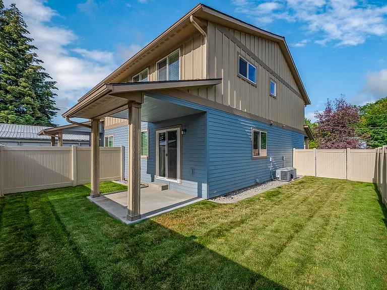2844 N Carriage Ct — Photo 19