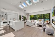 photo property thumbnail