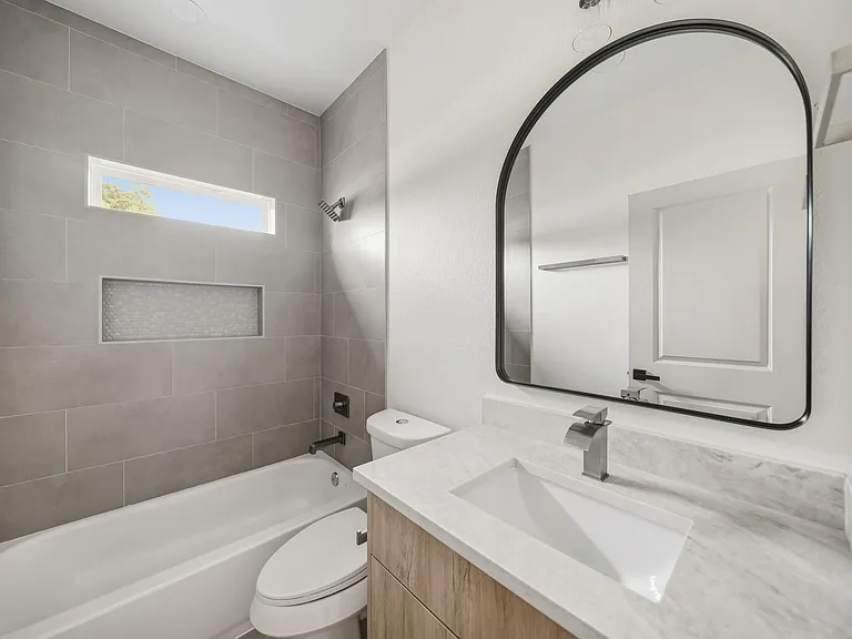 4314 Stassen St #B — Photo 10