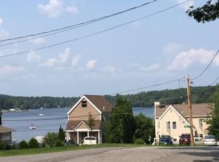 3 Pine St, Tyngsboro, MA 01879