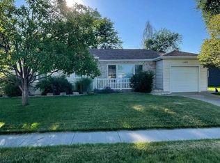 1321 Avenue J, Scottsbluff, NE 69361
