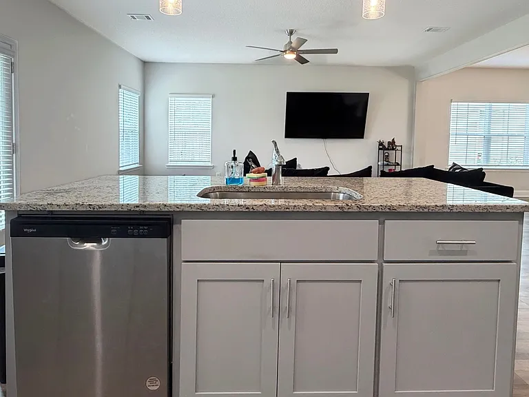 929 Abode Ave — Photo 10
