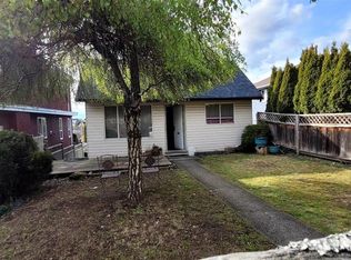 4817 Joyce St, Vancouver, BC V5R4G4