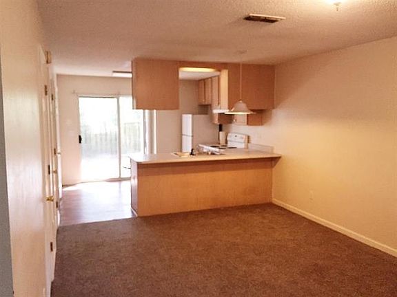 3rd image of 2563 McElroy St #1