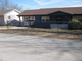 104 Elkhorn Ln, Noel, MO 64854
