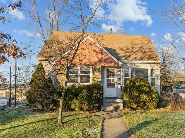 341 Rose Ave E, Saint Paul, MN 55130