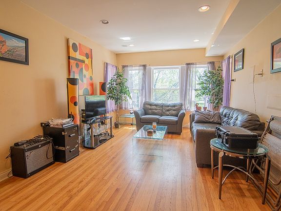 2nd image of 4400 W Parker Ave #2