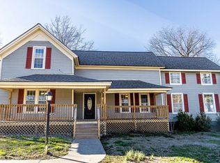 479 Elora Rd, Elora, TN 37328