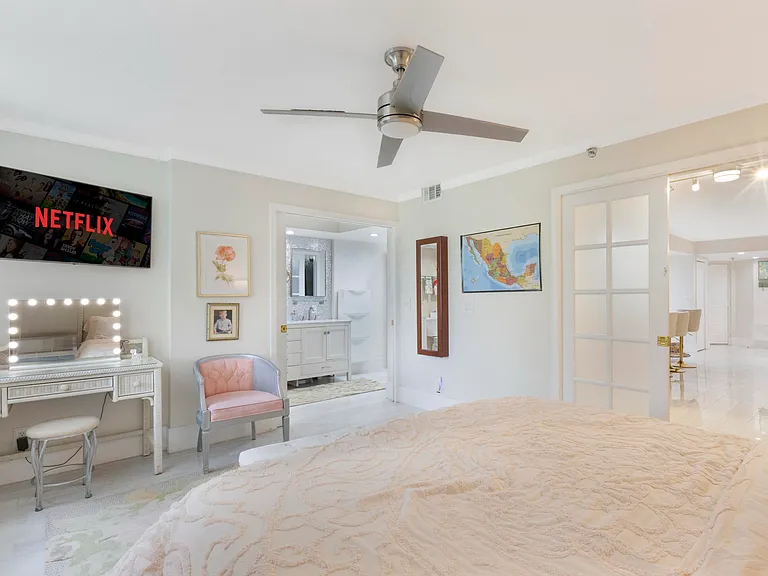 955 Egret Cir #102 — Photo 21