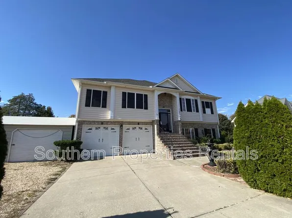 109 Canyon Ct, Sanford, NC 27332