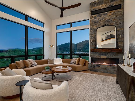 4th image of 795 Twilight Lane