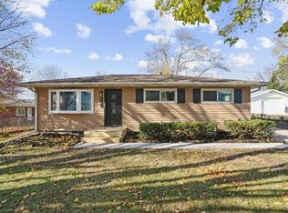 604 9th Ave, Coralville, IA 52241