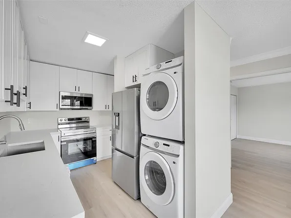 2520 Red Hibiscus Boulevard #34-D, Delray Beach, FL 33445