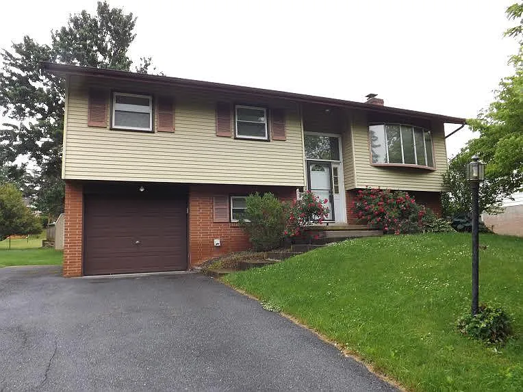 509 Bean Blossom Dr photo 1