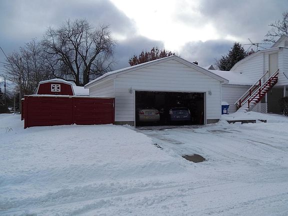 3rd image of 410 N James St