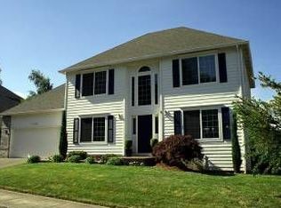 8849 SW Greensward Ln, Tigard, OR 97224