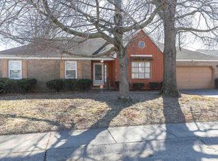 6927 Kolb Dr, Evansville, IN 47715