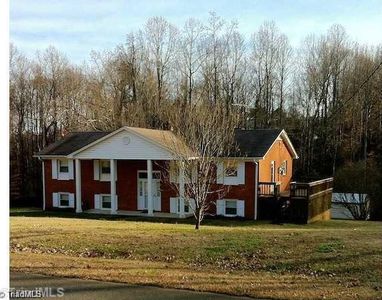 606 Sommerdale Ct, Rural Hall, NC, 27045