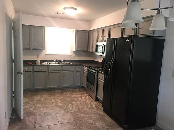 5th image of 131 Chukker Dr