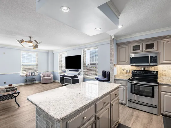 109 N Main St APT 901, Memphis, TN 38103