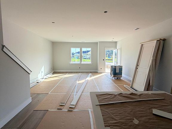 4th image of 120 Shoemaker St