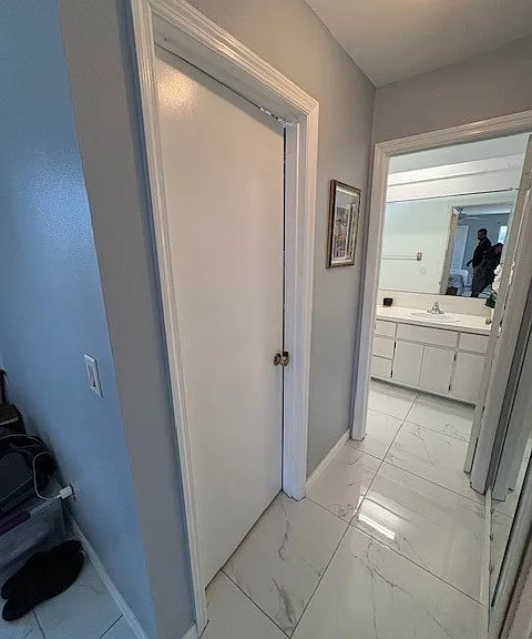 1939 Santa Barbara Blvd — Photo 15