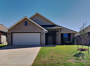 9004 NW 142nd St, Yukon, OK 73099