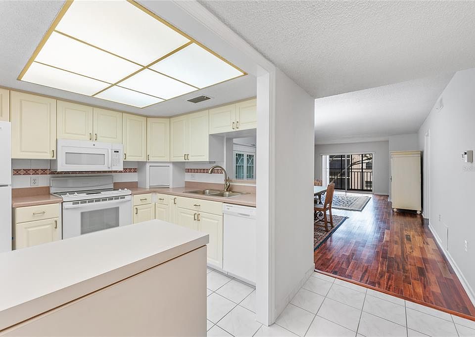 Patrician Oaks Apartments Condominiums 871 New York Ave Dunedin FL