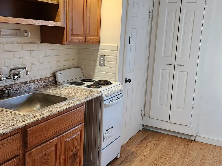 5455 Hanley Blvd — Photo 7