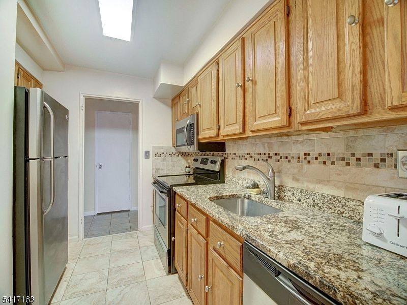1st image of 377 S Harrison St #9E