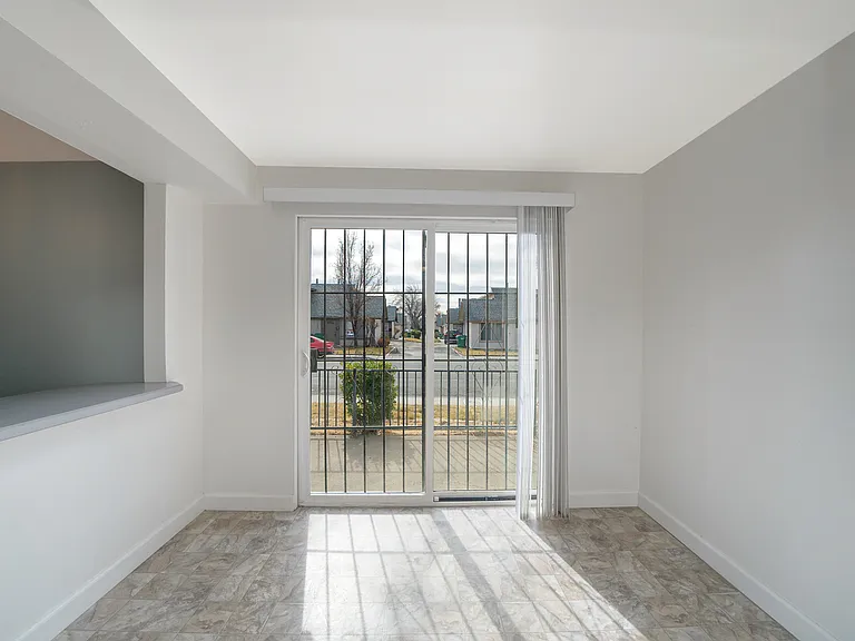 2283 Oppio St — Photo 14