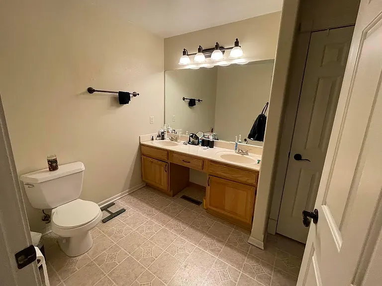 320 Jennifer Ln — Photo 13
