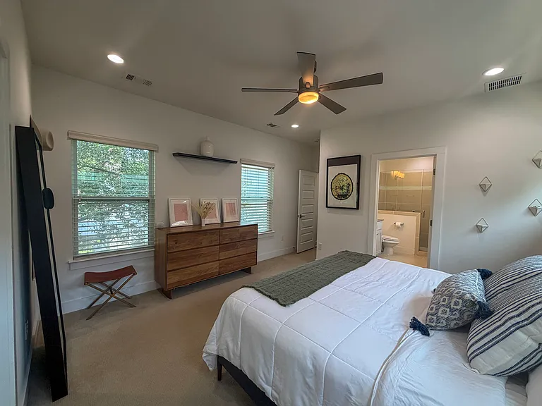 3713 Munson St — Photo 17