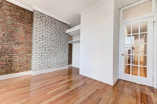 Rented by REAL New York | media 25