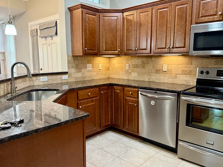 95 S Ridge Ln #F101 — Photo 7