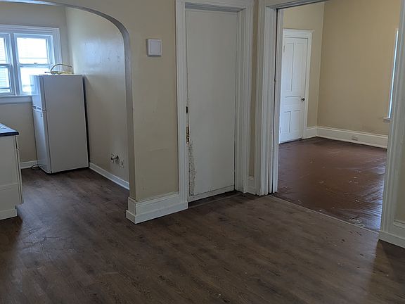 4th image of 2313 W McKinley Ave #2