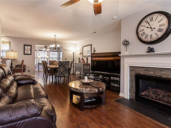 3rd image of 5105 Weeping Cherry Dr