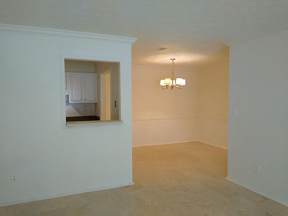 5th image of 701 Augusta Dr