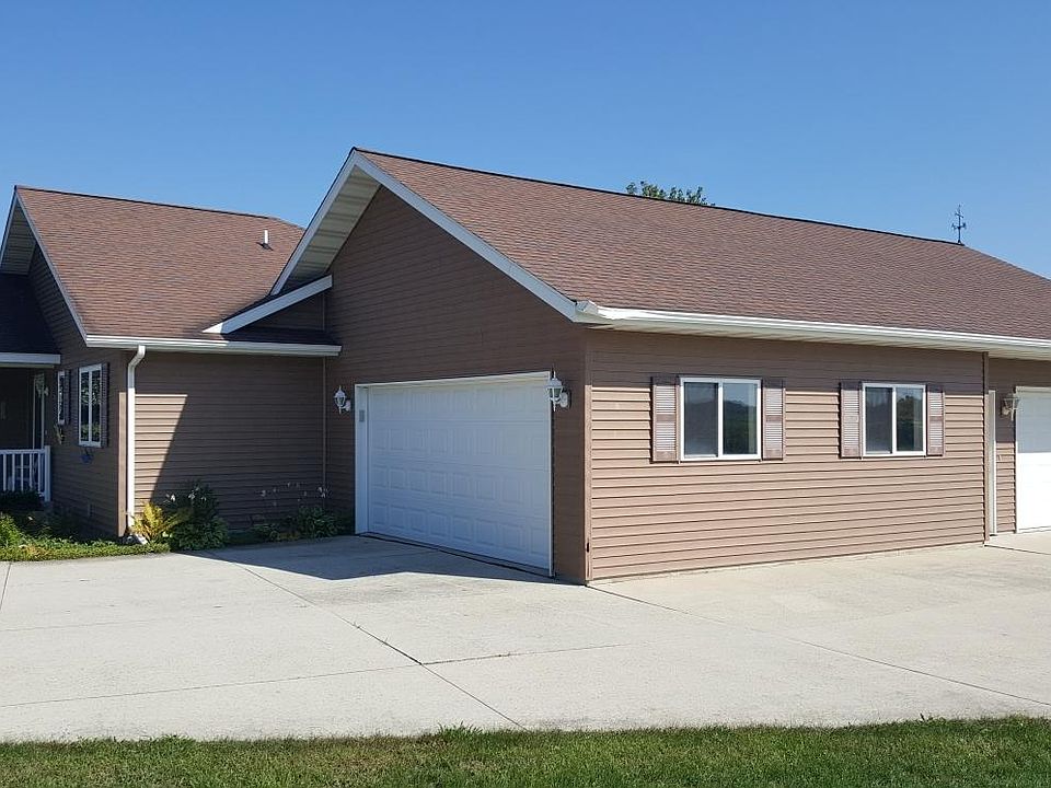 1st image of 365 Mulberry Dr