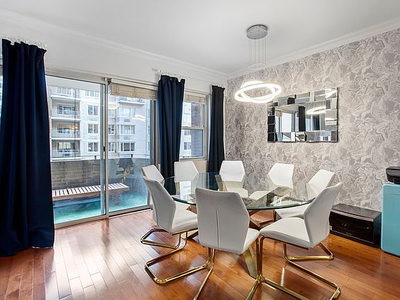 4th image of 58 W 58th St #5