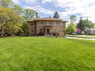 1901 E Oakland Ave, Bloomington, IL 61701