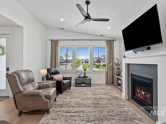 5th image of 8390 W Meltwater Ln