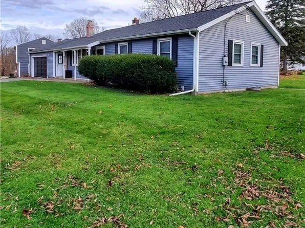 21 Harts Hill Pkwy, Whitesboro, NY 13492