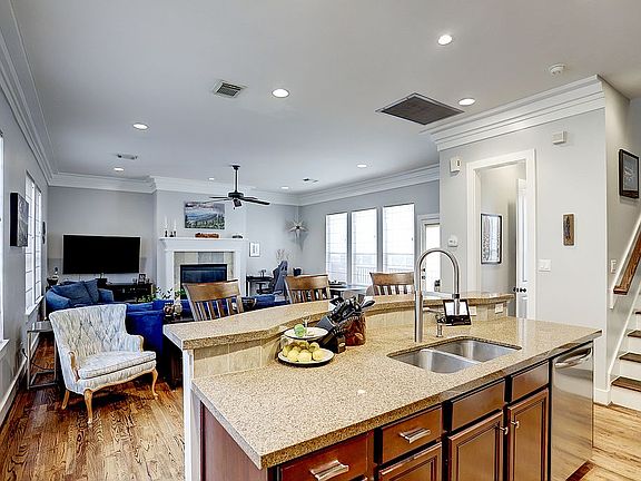 Level2 Kitchen/Living/Dining