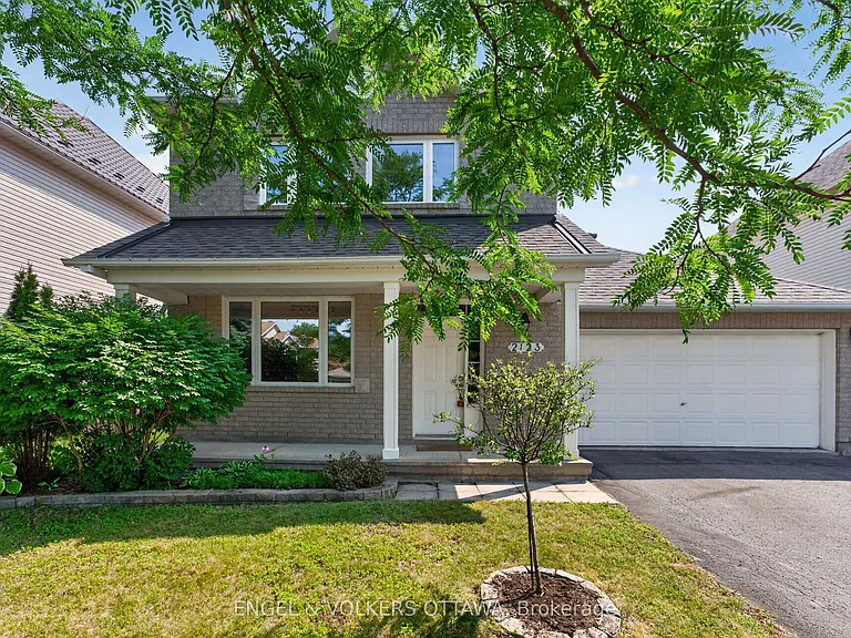 2123 Esprit Dr — Photo 1