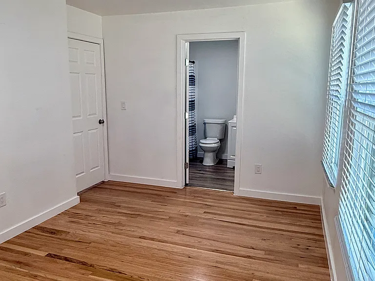 1303 Boyd St — Photo 16